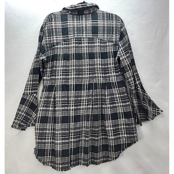 We The Free Woven Black Plaid Button Up Oversized Top Bell Sleeves Pockets Small - Picture 10 of 13